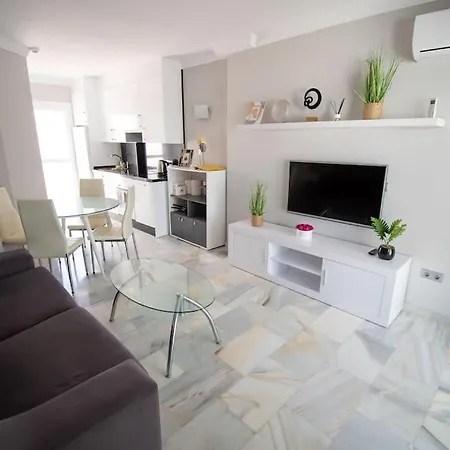 Casadelsol-marbella-slonce,piasek,szmaragdowa Woda